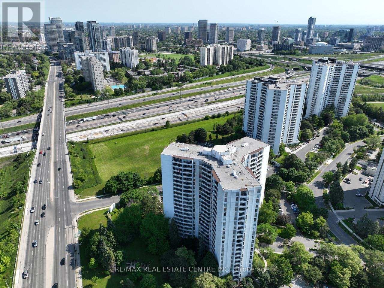 1815-50 Graydon Hall Drive, Toronto, ON, M3A 3A5
