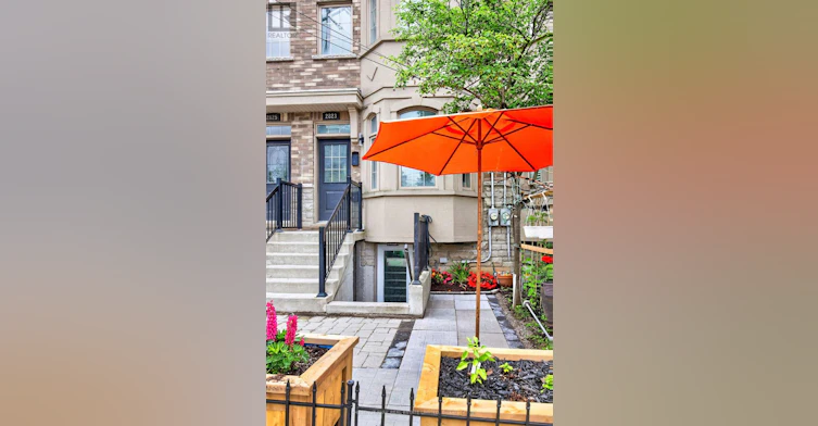 LOWER-2823 St Clair Avenue E, Toronto, ON, M4B 1N3 - 4