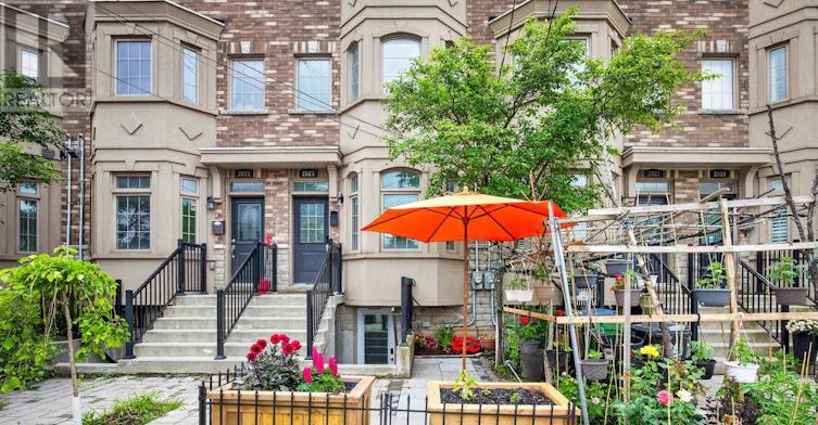LOWER-2823 St Clair Avenue E, Toronto, ON, M4B 1N3 - 6