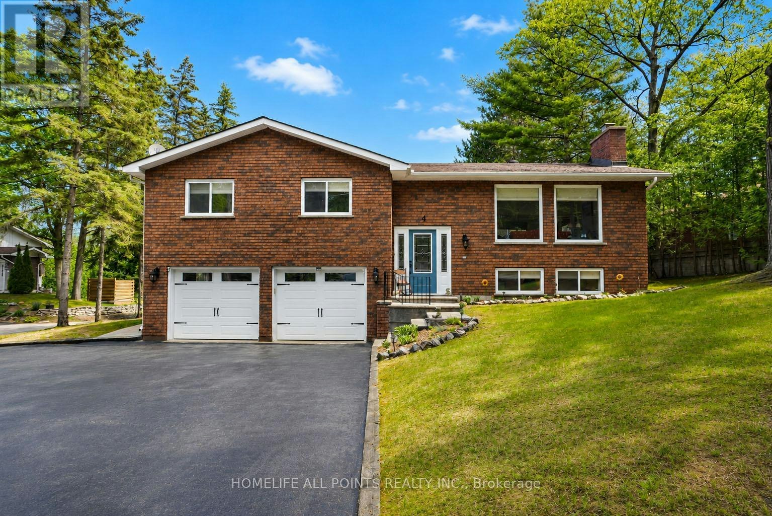 4 Schooner Drive, Wasaga Beach, ON, L9Z 2T4