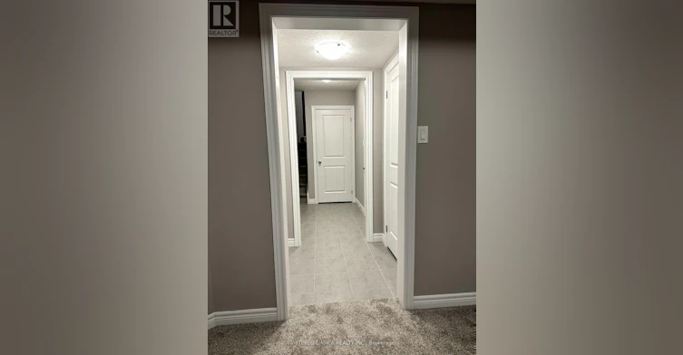 4 Sora Lane, Guelph, ON, N1E 0T4 - 11