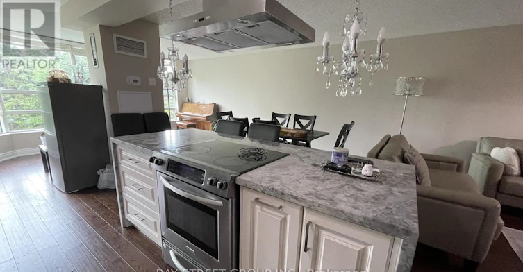 423-7905 Bayview Avenue, Markham, ON, L3T 7N3 - 10