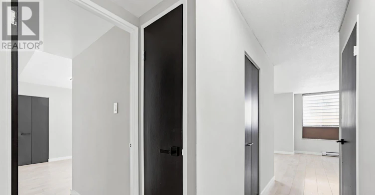 520A-2350 Dundas Street W, Toronto, ON, M6P 4B1 - 6