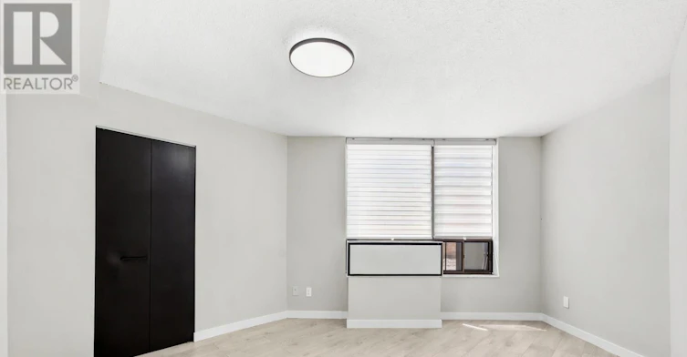 520A-2350 Dundas Street W, Toronto, ON, M6P 4B1 - 15