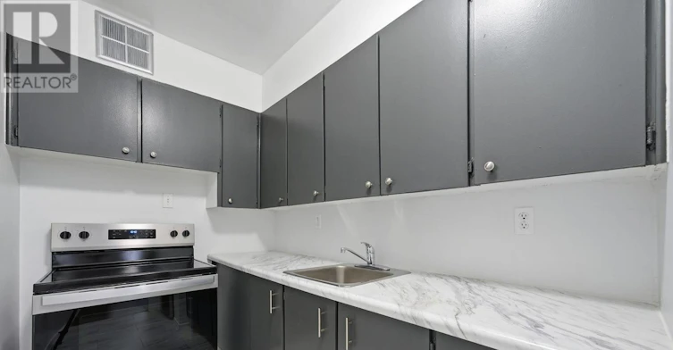 1003A-2350 Dundas Street W, Toronto, ON, M6P 4B1 - 7