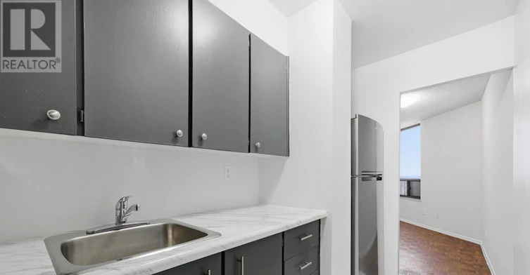 1003A-2350 Dundas Street W, Toronto, ON, M6P 4B1 - 8