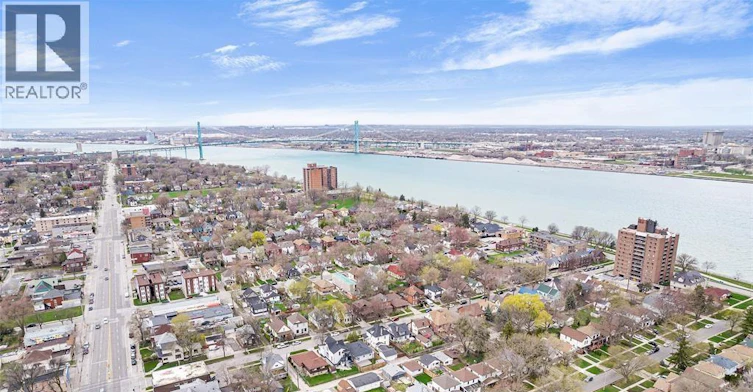 245 Cameron, Windsor, ON, N9B 1Y5 - 3