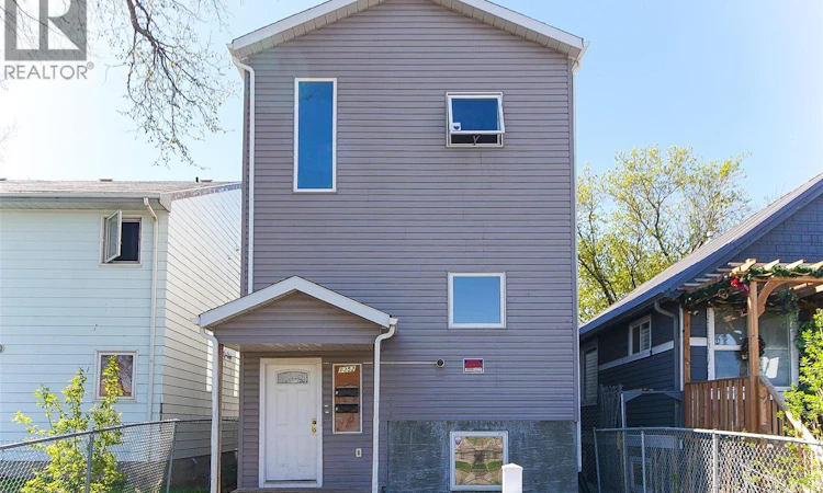 1352 Angus Street
