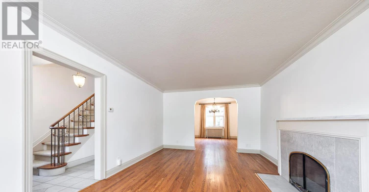 425 Broadway Avenue, Toronto, ON, M4G 2R3 - 3