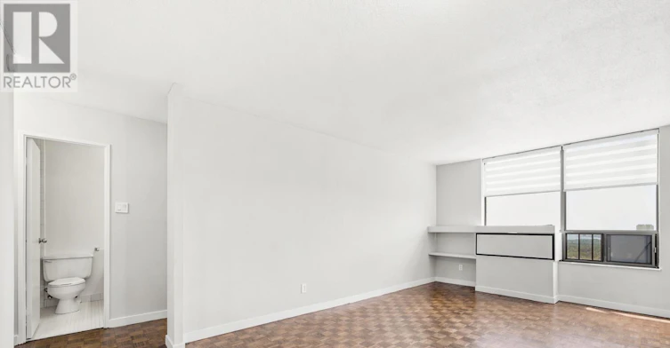 2511A-2350 Dundas Street W, Toronto, ON, M6P 4B1 - 9