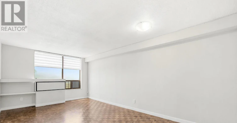 2511A-2350 Dundas Street W, Toronto, ON, M6P 4B1