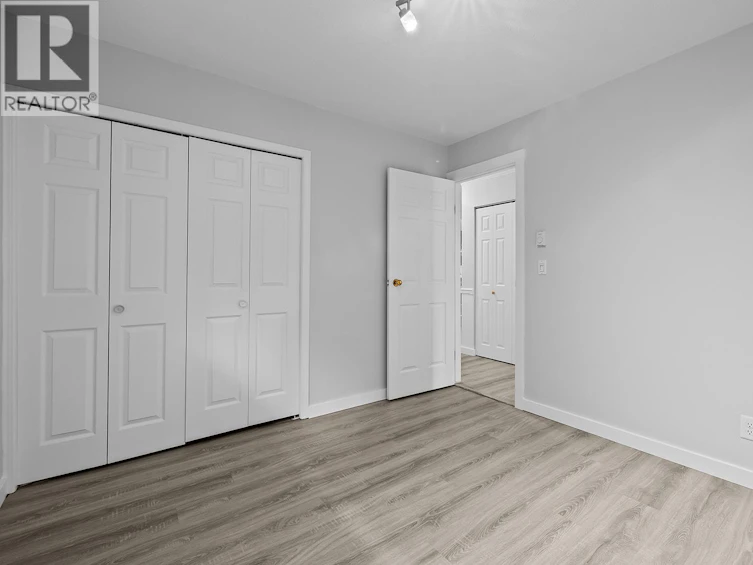 4700 Gordon Drive, Kelowna, BC, V1W 4P4 - 28