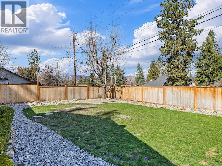 4700 Gordon Drive, Kelowna, BC, V1W 4P4 - 3
