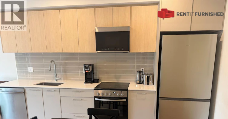 220-1529 Oxford Street, North Vancouver, BC, V7J 1E6