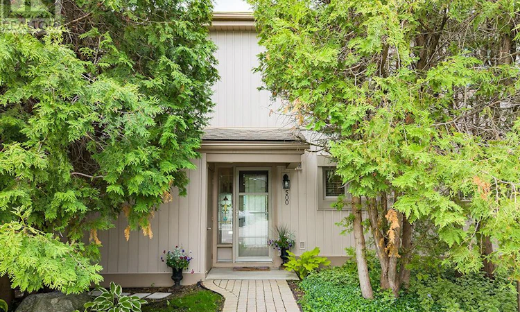 500 Oxbow Crescent