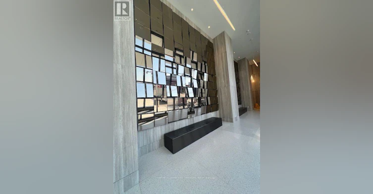 5211-225 Commerce Street, Vaughan, ON, L4K 0R1 - 4