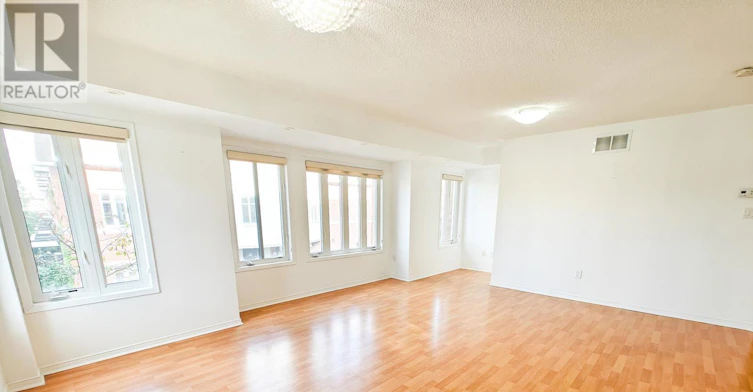 212-308 John Street, Markham, ON, L3T 0A7 - 5