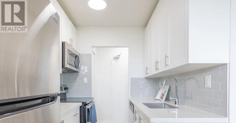 204-718 Lawrence Road E, Hamilton, ON, L8K 1Z6 - 4