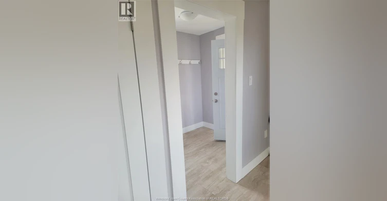 UPPER-1524 Lincoln, Windsor, ON, N8Y 2J4 - 5