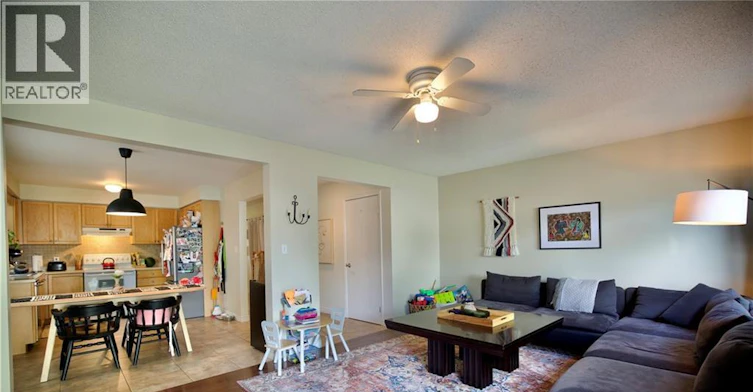 428 Bernay Drive, Waterloo, ON, N2T 2X8 - 11