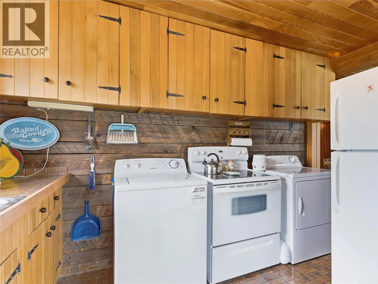 1970 Loon Lake Road, Loon Lake, BC, V0K 1K1 - 26