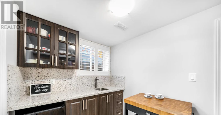 BSMT 2-16 Embers Drive, Toronto, ON, M9C 3E5 - 6