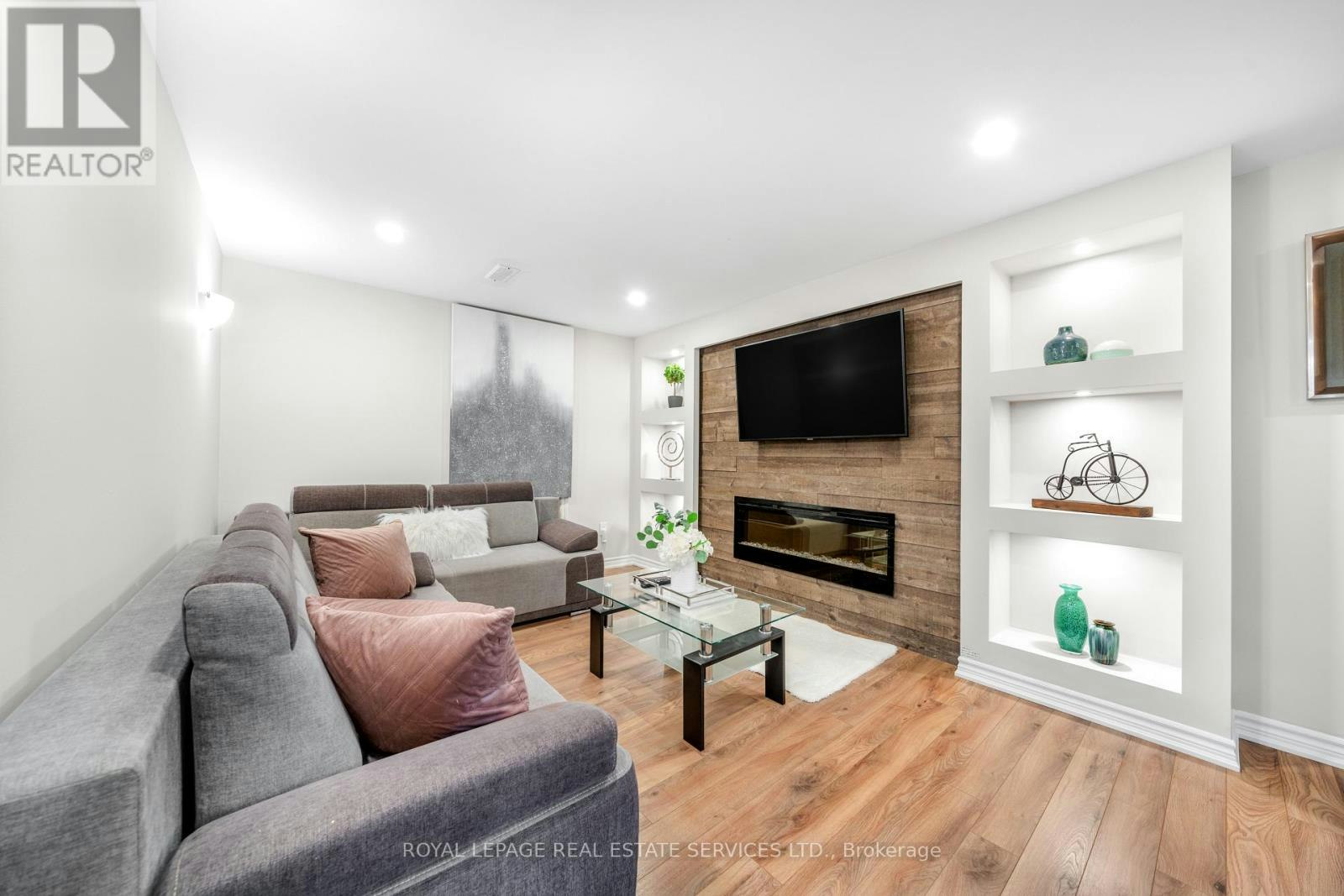 BSMT 2-16 Embers Drive, Toronto, ON, M9C 3E5 - 5