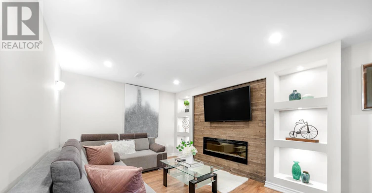BSMT 2-16 Embers Drive, Toronto, ON, M9C 3E5 - 5