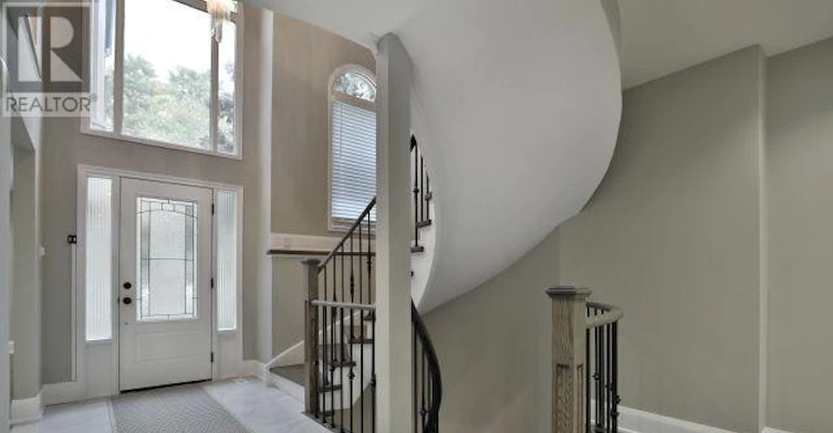 4584 Glastonbury Place, Mississauga, ON, L5M 3L6 - 2