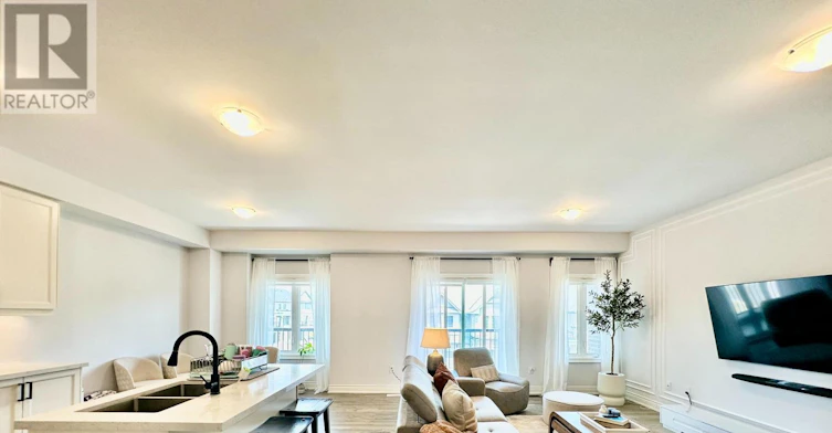 8 Alan Williams Trail, Uxbridge, ON, L9P 0R5 - 7