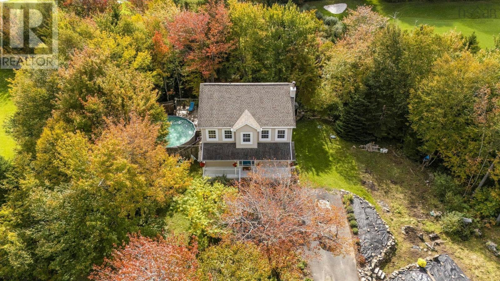 88 Lochmoor Lane, Lake Loon, NS, B2W 6C8