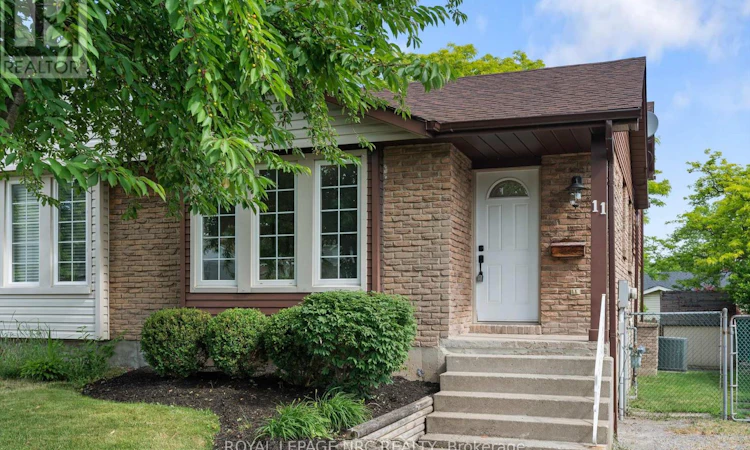 11 Dianne Drive