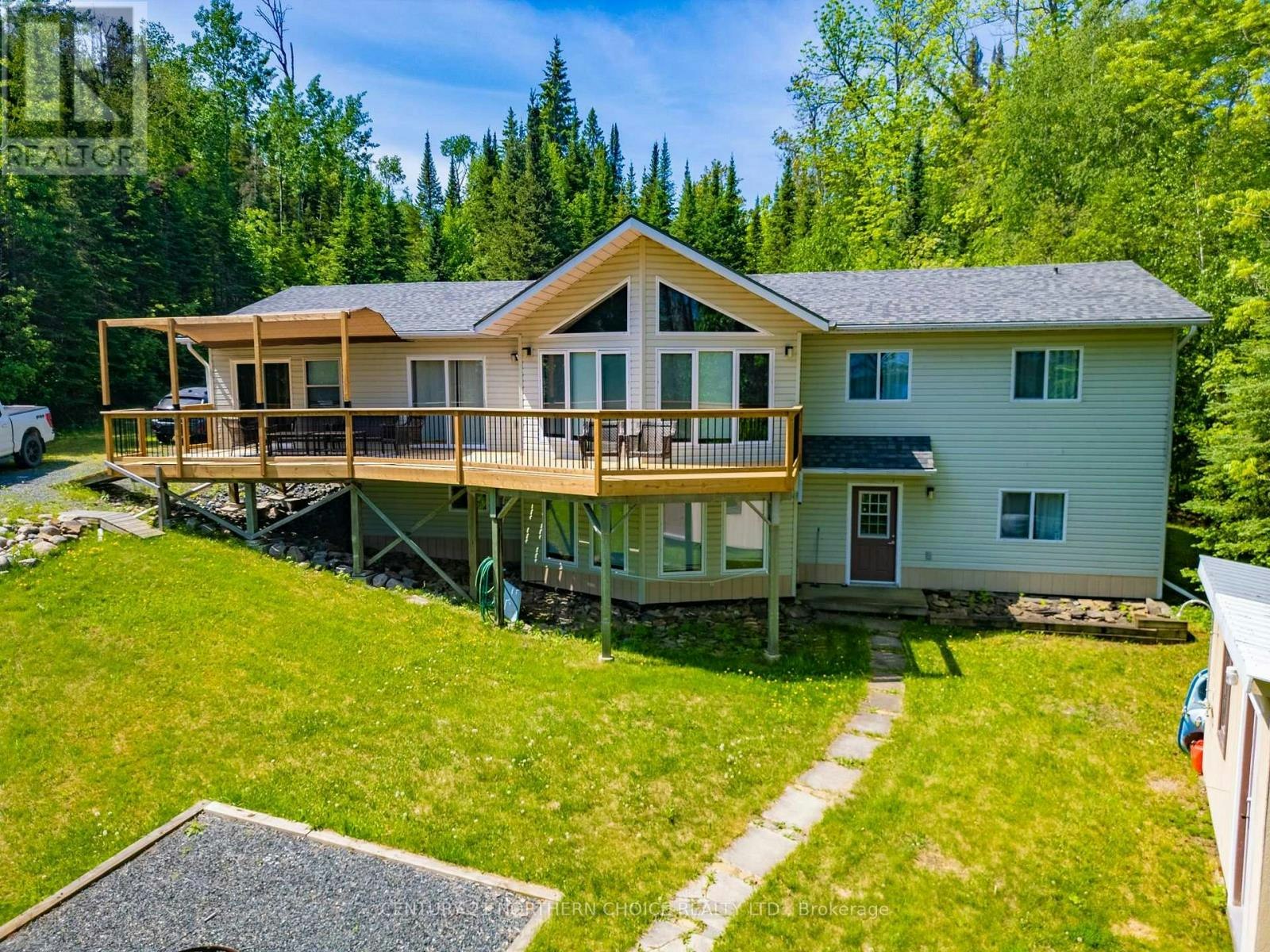 36 Poplar Bay Road, Kenora, ON, P0X 1C0