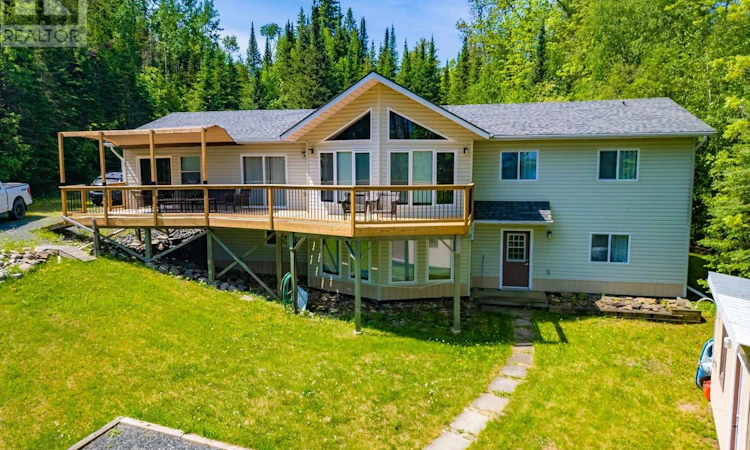 36 Poplar Bay Road