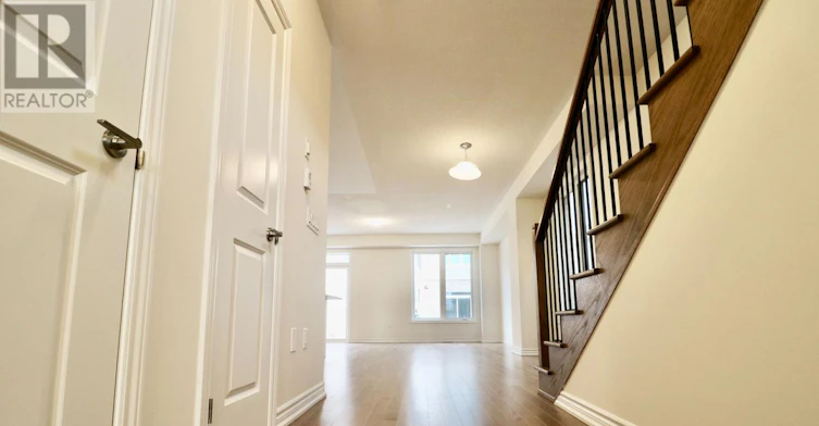 59 Phoenix Boulevard, Barrie, ON, L9J 0P7 - 3