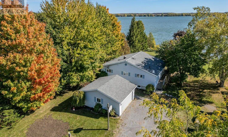 122 Bayview Drive