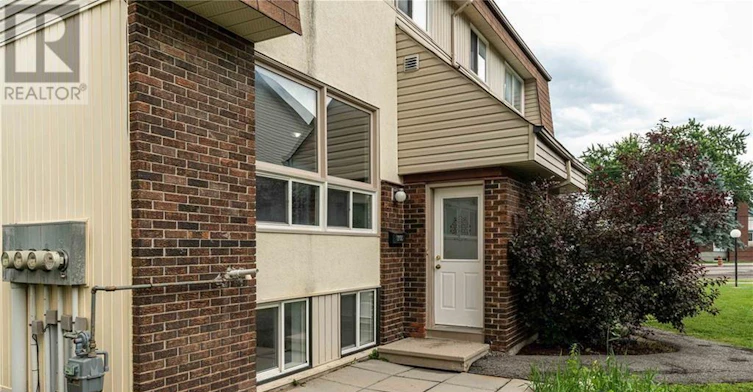 C-20 Forester Crescent, Ottawa, ON, K2H 8X9 - 6