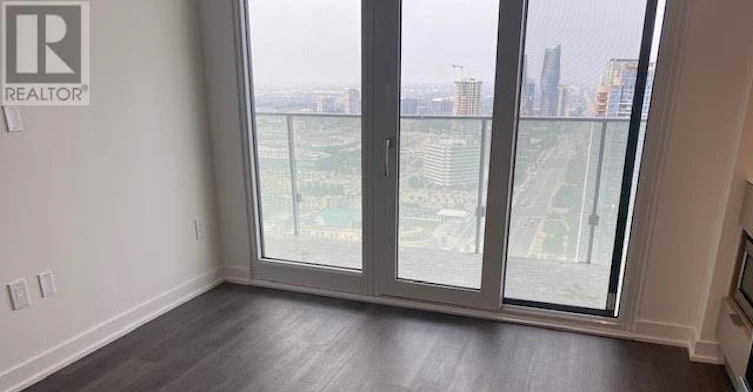 3900 Confederation Parkway, Mississauga, ON, L5B 0M3 - 4