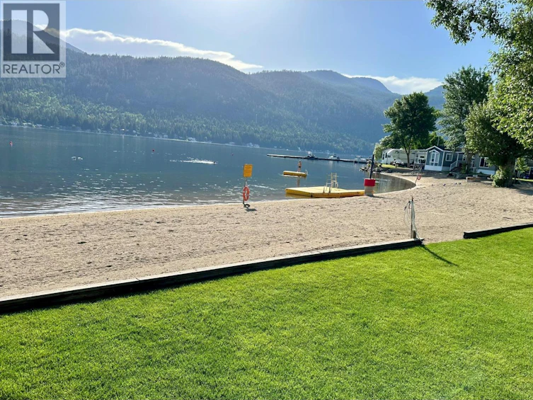 49C-1835 Bakery Frontage Road, Christina Lake, BC, V0H 1E3 - 2