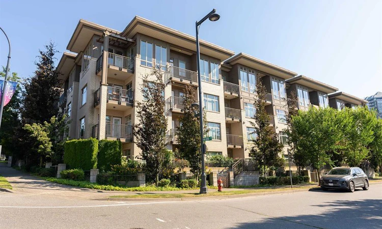 110-13468 King George Boulevard