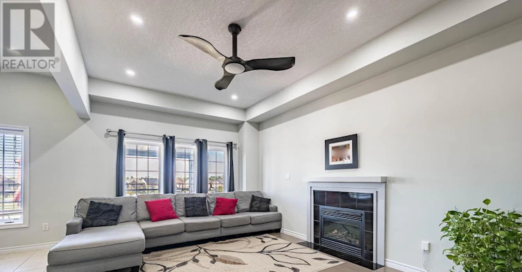18 Monkton Circle, Brampton, ON, L6Y 0X1 - 11
