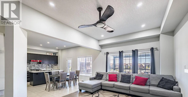 18 Monkton Circle, Brampton, ON, L6Y 0X1 - 12