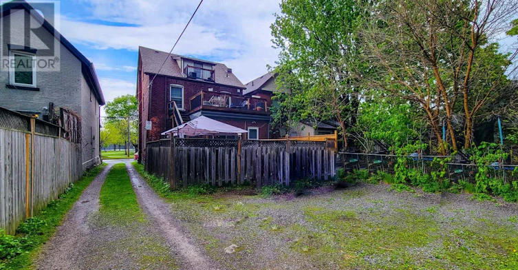 2-64 Locke Street N, Hamilton, ON, L8R 3A5 - 18