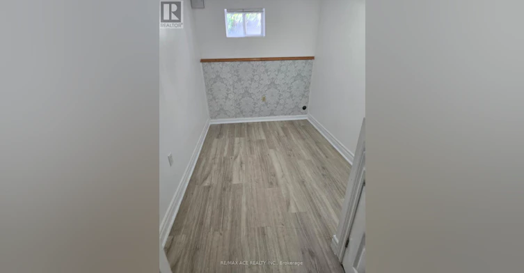 BSMT-45 Wheelwright Crescent, Toronto, ON, M3N 1V2 - 10