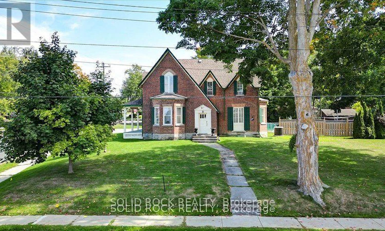 87 Booth Street N
