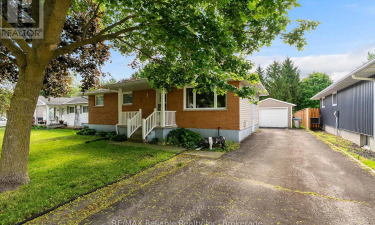 182 Jarvis Street S