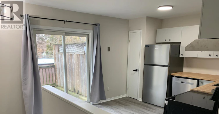 27 Steele Street, St. Thomas, ON, N5R 2Y2 - 6