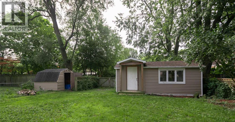Upper-16 Eugenie, Chatham-Kent, ON, N7M 3Y8 - 8