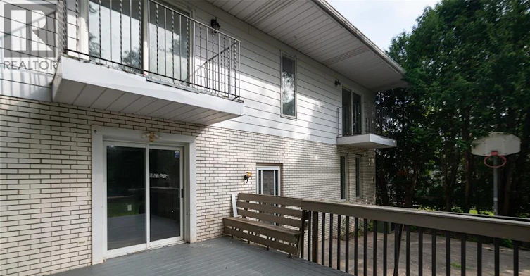 Upper-16 Eugenie, Chatham-Kent, ON, N7M 3Y8 - 6