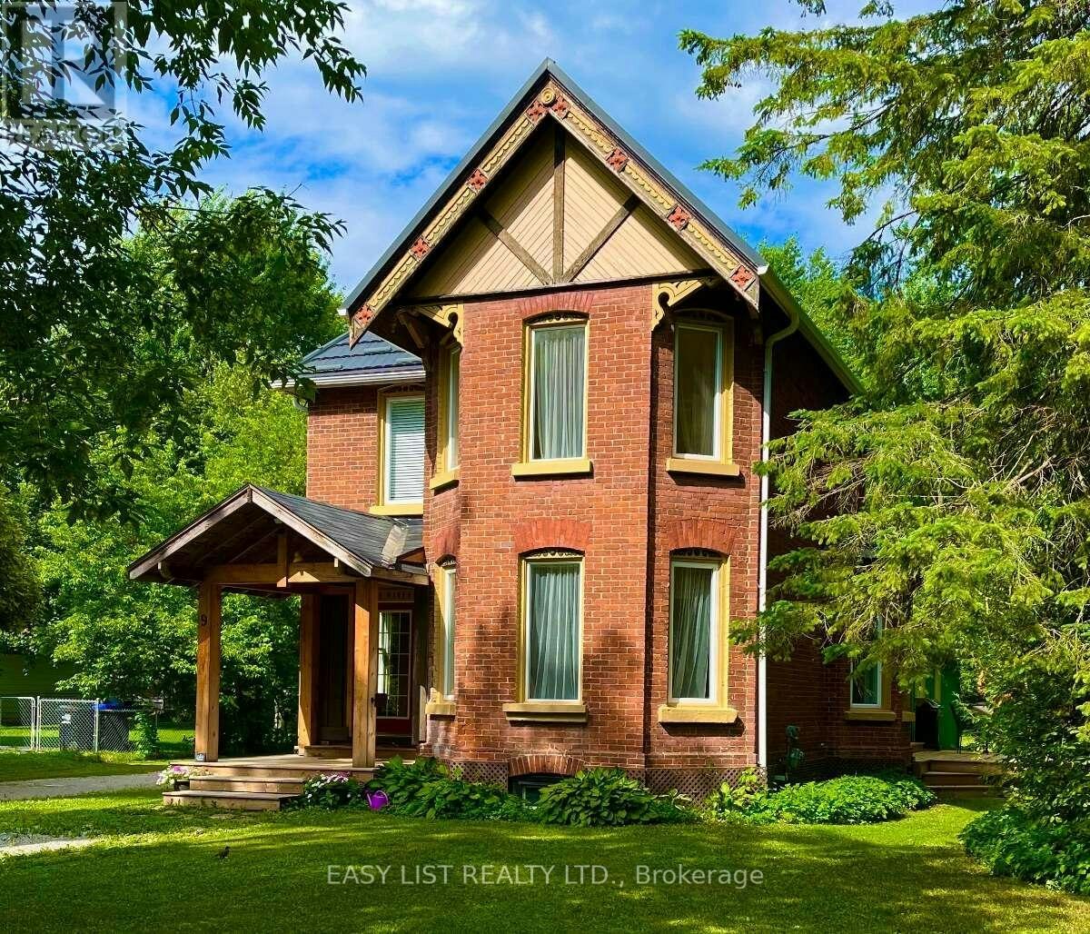 9 River Street, Severn, ON, L0K 1E0